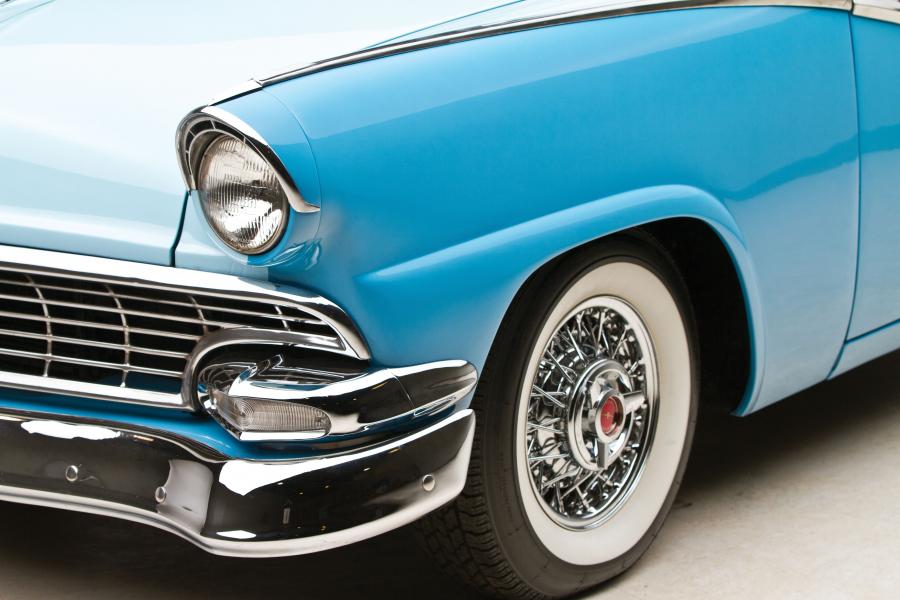  Ford Courier Custom Sedan Delivery 1956 года  (фото 11 из 18)